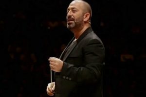 Cem Yılmaz'dan yeni yıl mesajı!