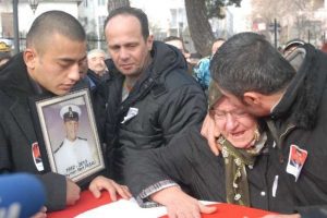 Gelibolu şehidini uğurladı