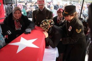 Şehit cenazesinde g&ouml;zyaşları sel oldu