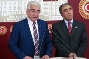 "AK Parti'nin Başkanlık sistemi ile &ouml;zlediği vesayet buydu"