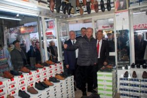"İstifa etmesi gereken kişi Başbakan'ın kendisidir"