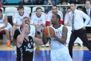 Uşak Sportif'e anons cezası