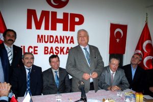 Erol Demirhisar MHP'ye katıldı