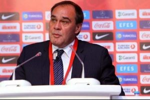 İstifa etti mi?