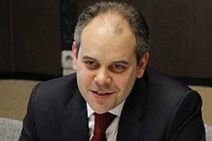 En gen&ccedil; bakan Akif &Ccedil;ağatay Kılı&ccedil; oldu
