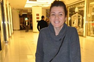 Makyajsız k&ouml;t&uuml; &ccedil;ıkıyorum