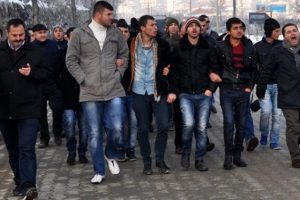 "Mahalle" kararına protesto