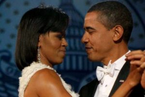 Obama &ccedil;ifti boşanıyor mu?