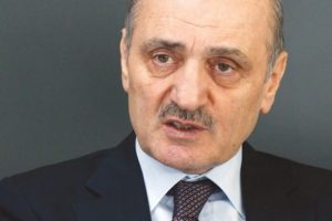 20 milyarlık istifa!