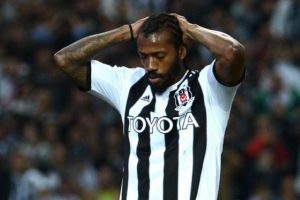 Fernandes'ten Fener'e s&uuml;rpriz teklif