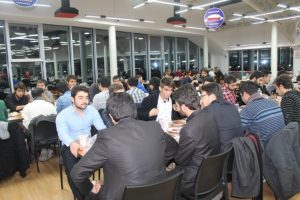 Bıyıklı, Gen&ccedil;lerle bir araya geldi