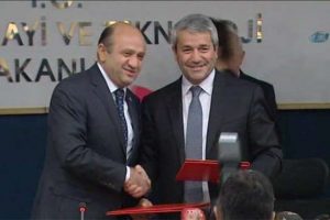 Nihat Erg&uuml;n g&ouml;revini devretti