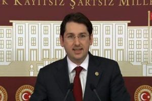 "Artık T&uuml;rkiye'de siyasi etik kanunu &ccedil;ıkartmanın saati gelmiştir"