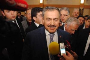 "Biz Hoca Efendi'ye de dua ediyoruz"