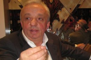 'Taşerona iş vermek su&ccedil; mu kardeşim'