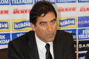 Karşıyaka &Uuml;nal Karaman ile anlaştı!