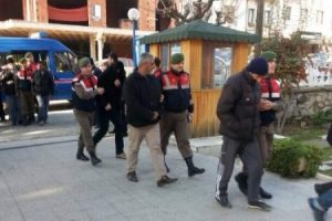 İnsan ka&ccedil;ak&ccedil;ılığı yapan şebekeye su&ccedil;&uuml;st&uuml;