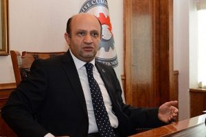 'Yolsuzluk' değil, 'siyaseti dizayn' operasyonu"