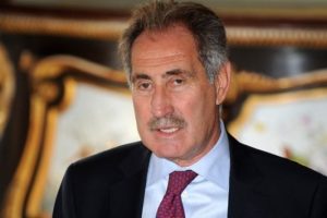 Ertuğrul G&uuml;nay AK Parti'den istifa etti