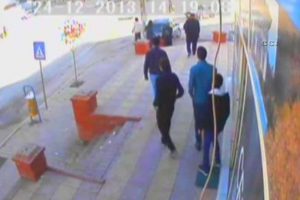 Alkoll&uuml; s&uuml;r&uuml;c&uuml; b&ouml;yle dehşet sa&ccedil;tı