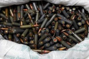 6 bin 203 Kalaşnikof mermisi ele ge&ccedil;irildi