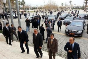 Yazıcı kabine değişikliğini değerlendirdi