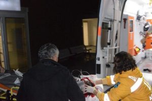 Ev arkadaşını y&uuml;z&uuml;nden bı&ccedil;akladı