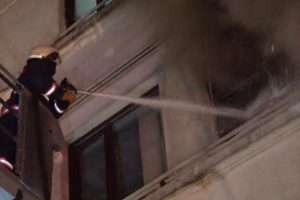 Taksim'de eylem sırasında yangın