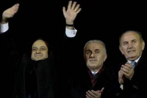 Egemen Bağış'a destek sloganları
