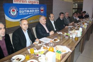 "&Uuml;lke y&ouml;netimini zafiyete d&uuml;ş&uuml;rmeye &ccedil;alışıyorlar"