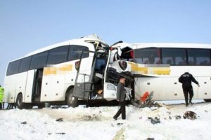 Koca yolda &ouml;ld&uuml;ren tesad&uuml;f