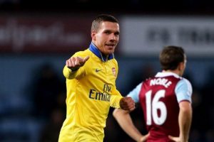Podolski'nin d&ouml;n&uuml;ş heyecanı