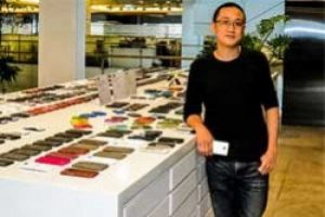 HTC tasarımcısı tarafından dolandırıldı