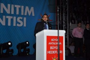 Bağış k&uuml;rs&uuml;de elektriksiz kaldı