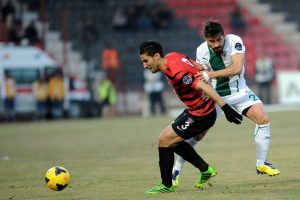 Bursaspor ka&ccedil;an fırsatlara yanıyor