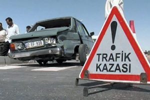 Kaza yapan s&uuml;r&uuml;c&uuml; alkoll&uuml; &ccedil;ıktı