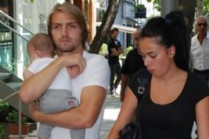 Asena&acute;dan Caner&acute;e şok talep