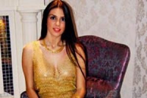 300 bin TL'lik altın elbiseye 8 alıcı
