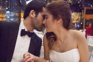 Hazal Kaya ile Kaan Urgancıoğlu dudak dudağa!