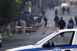 Almanya'nın Atina B&uuml;y&uuml;kel&ccedil;isi'nin evine saldırı