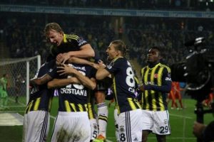 Fenerbah&ccedil;e 103 goll&uuml;k rekora g&ouml;z kırpıyor!