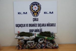 Zehir tacirleri yakayı ele verdi