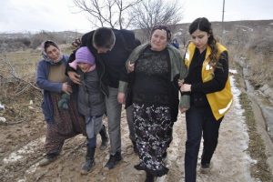 Ağabeyinin şehit olduğunu okuldan d&ouml;n&uuml;nce &ouml;ğrendi