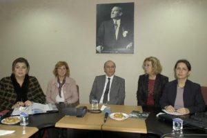 "Kadını mağdur edeni eğitmeliyiz"