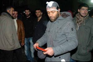 Minib&uuml;ste K&uuml;rt&ccedil;e konuşunca...