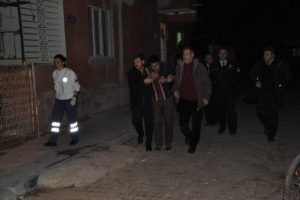 Yeğenini bı&ccedil;akladı, intihar etmek istedi