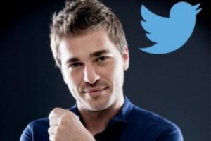 Engin Altan D&uuml;zyatan'a Twitter şoku!