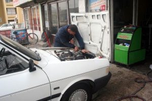 Oto tamircilerinden s&uuml;r&uuml;c&uuml;lere uyarı