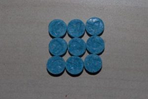 Zehir tacirlerine darbe