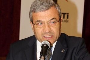 İstifa eden vekile sert tepki